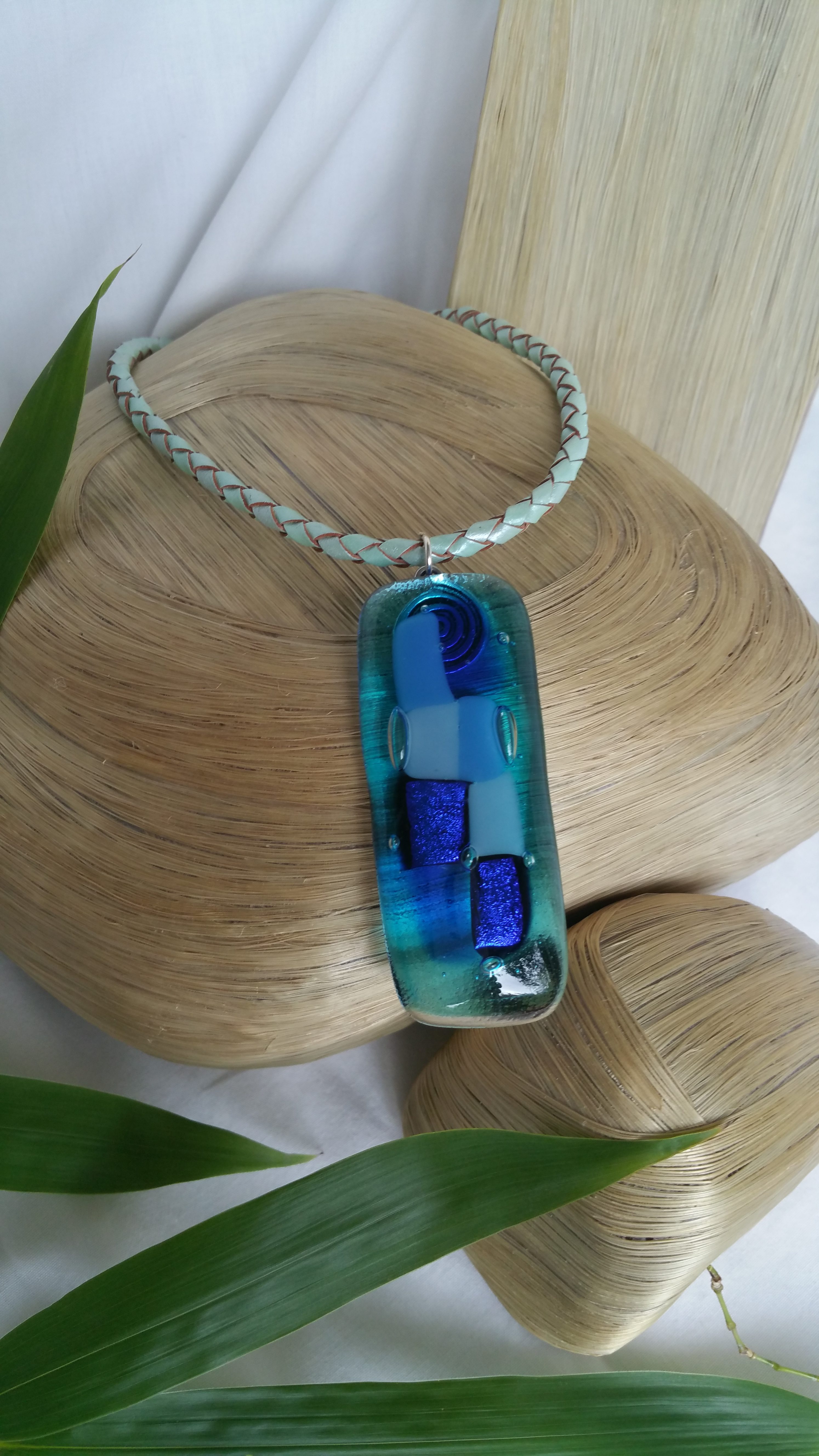 Long fused glass pendant - Image 5