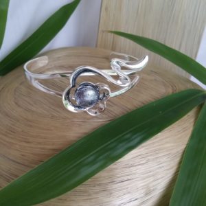 Flower cuff bangle