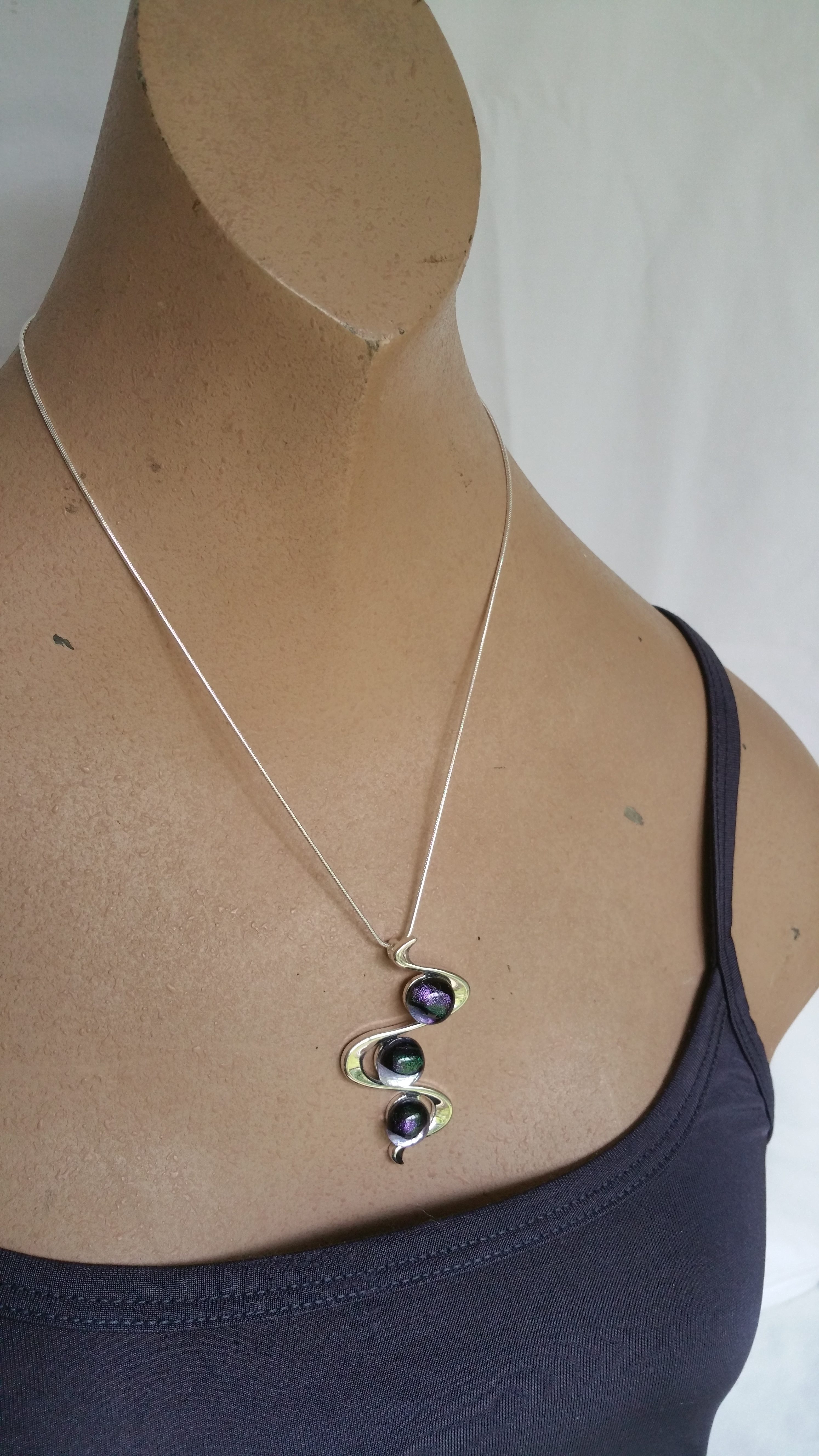 Zigzag silverplate pendant - Image 7