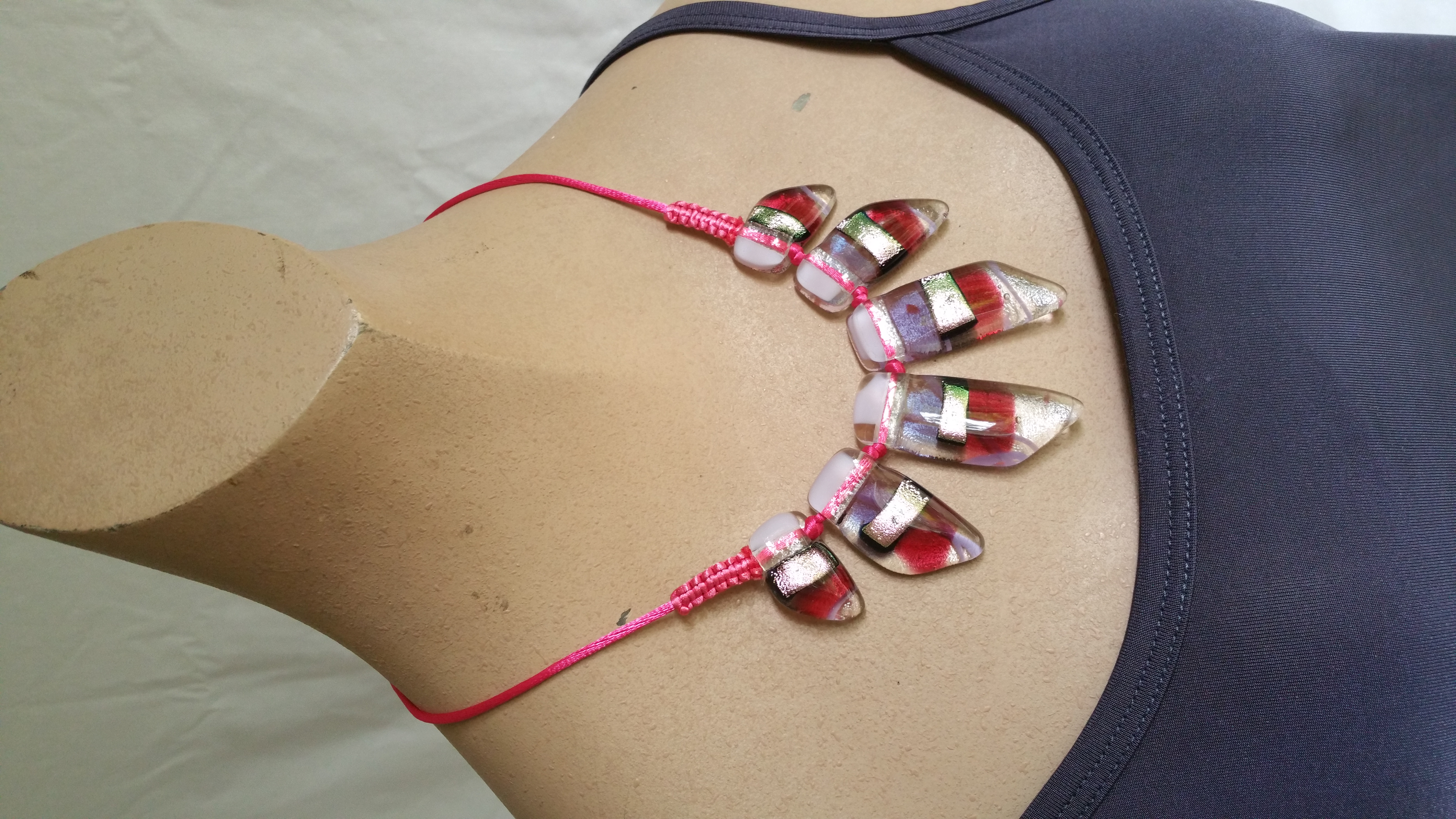 six piece glass necklace - Image 9