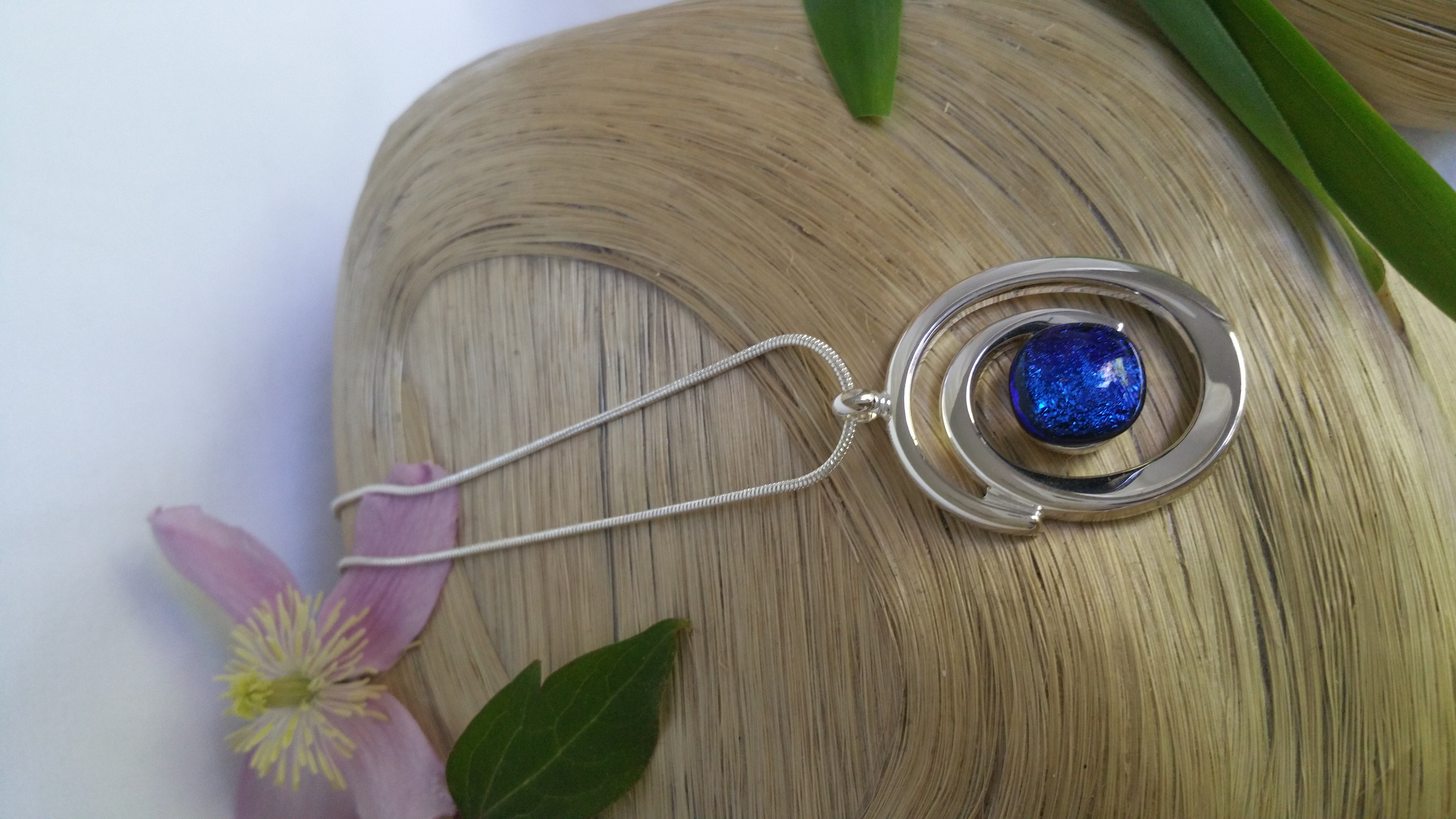 Oval pendant - Image 3
