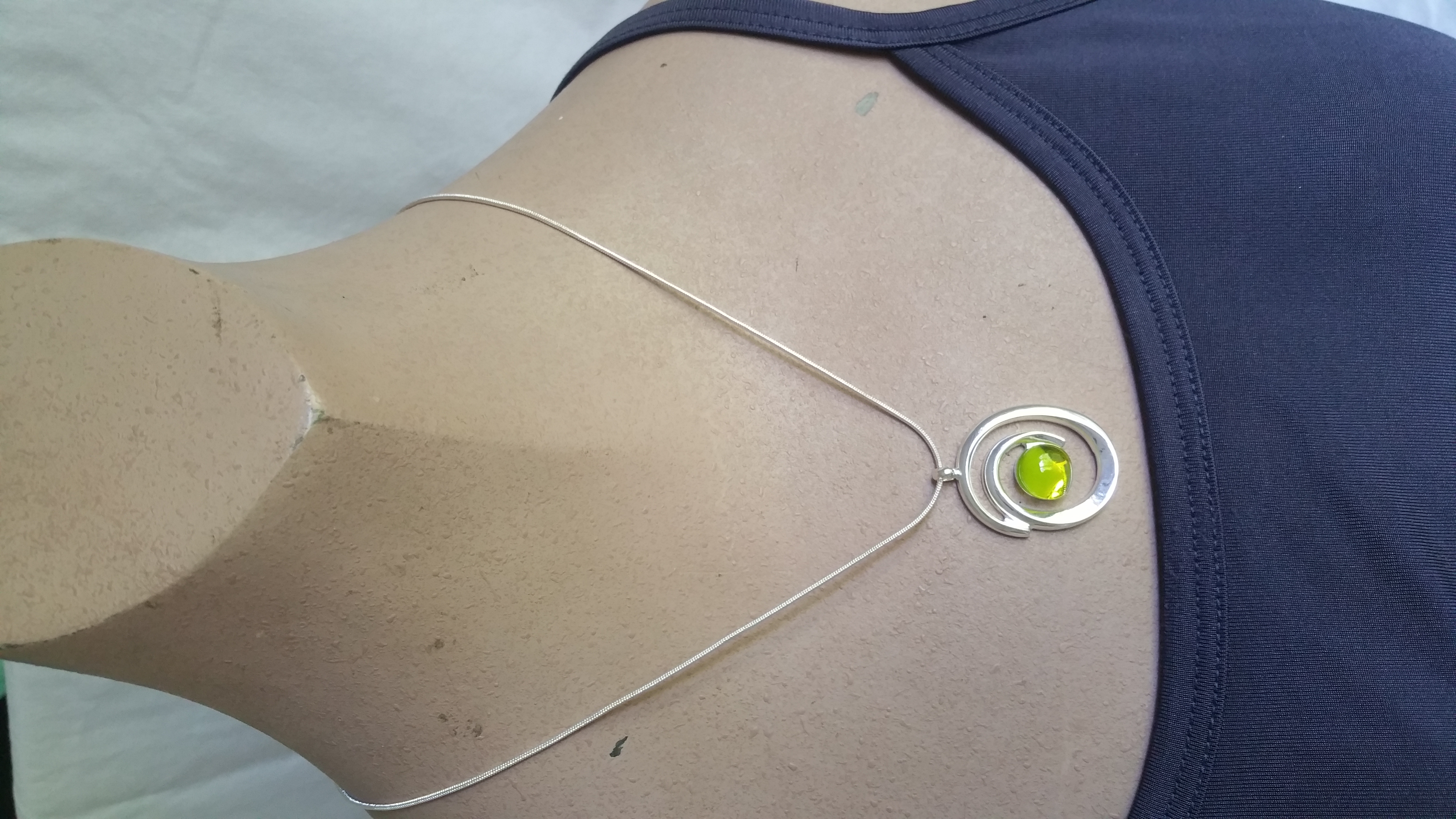 Oval pendant - Image 6