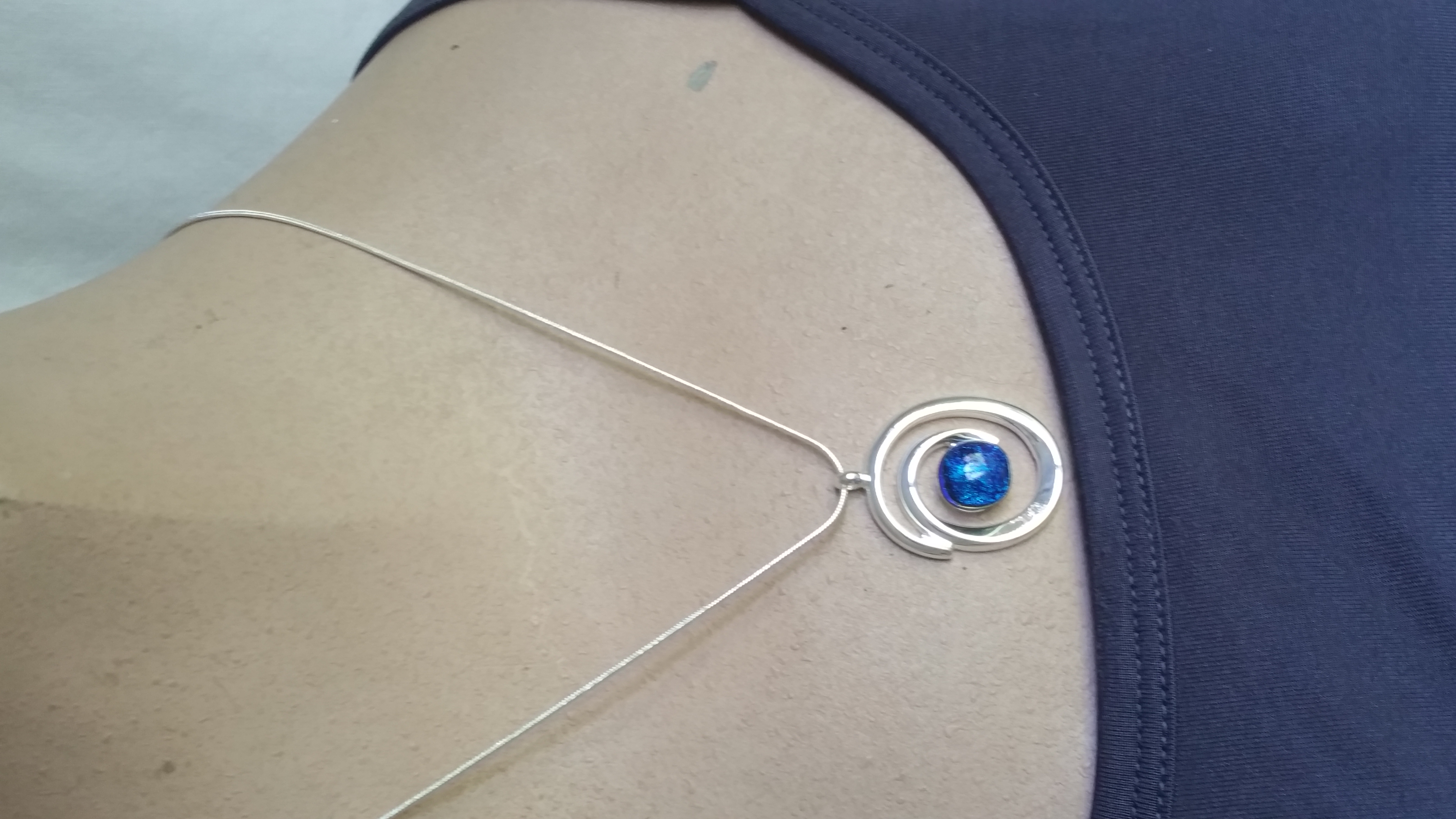 Oval pendant - Image 4