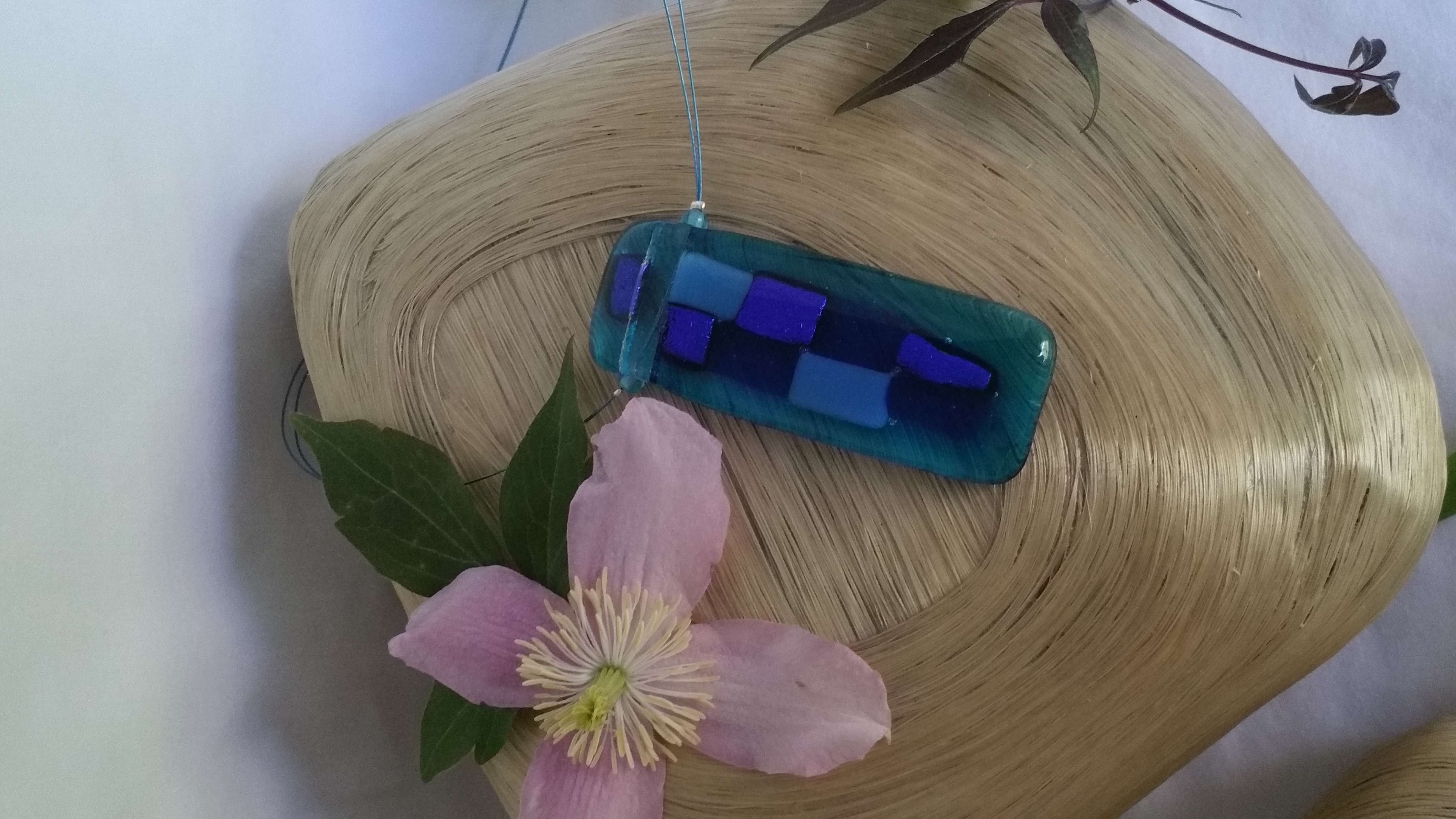 Long fused glass necklace on wire - Image 8