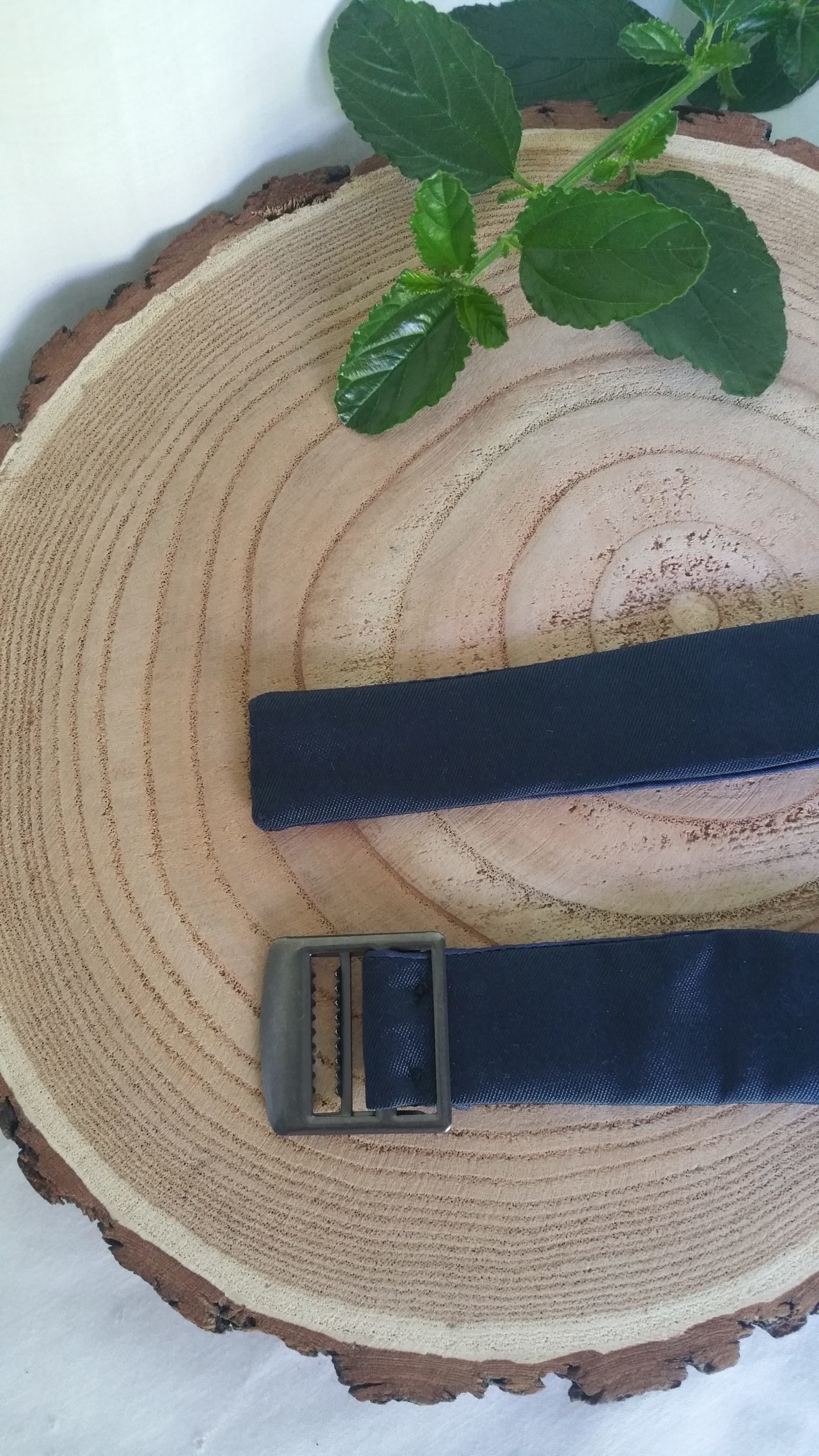Navy blue bowtie - Image 2